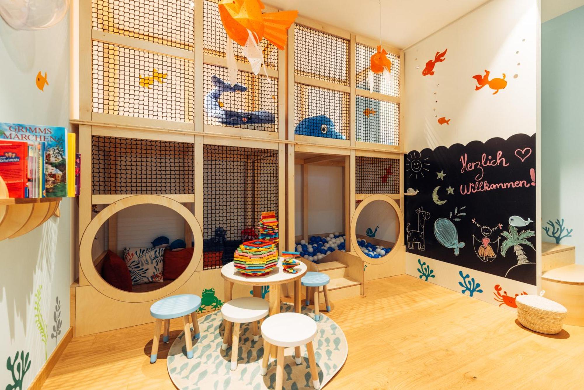 Harry'S Home Graz-Smart City Hotel & Apartments מראה חיצוני תמונה