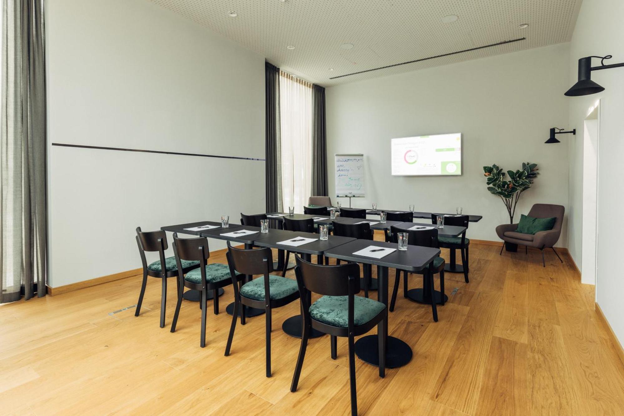 Harry'S Home Graz-Smart City Hotel & Apartments מראה חיצוני תמונה